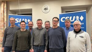 Neuer Ortsvorstand Neuer Vorstand v.l. Rudi Langmandel, Christian Deppisch, Franz Walch, Andreas Neubert, Franz-Josef Zangel, Günter Geißendörfer, Werner Eck, Karlheinz Dopf