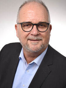 Veit Decker Veit