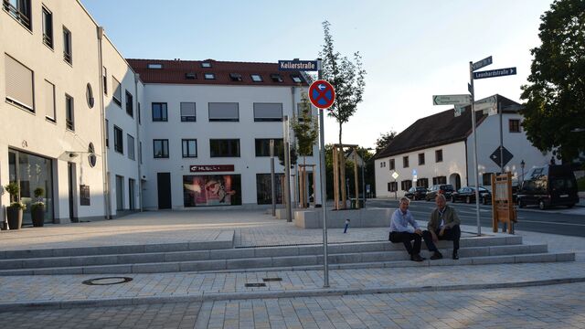 Öxinger Platz 1