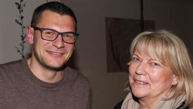 Foto Schatzmeister 2015 Gudrun Kleinhenz gab ihr Schatzmeisteramt an Christian Ohmert ab