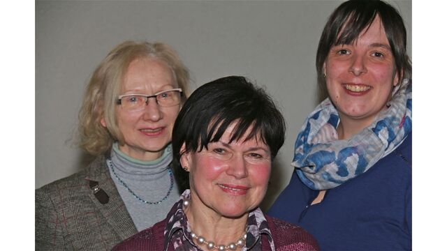 Foto_FU_Vorstand_2015 Erna Sell, Annemarie Binder und Kerstin Körber